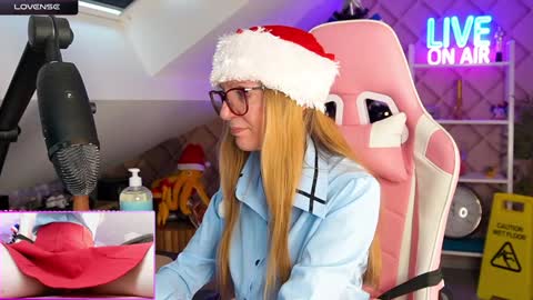 Snapshot of belle_alice chatting on 23, 12, 2024 Alice online show from 23, 12, 2024