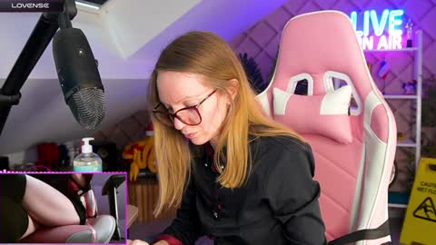 Snapshot of belle_alice chatting on 20, 1, 2025 Alice online show from 20, 1, 2025