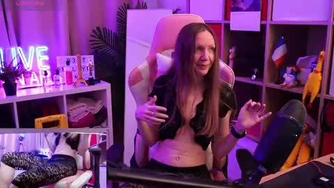 Snapshot of belle_alice chatting on 5, 2, 2026 Alice online show from 5, 2, 2026