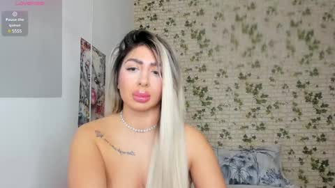 Snapshot of belle_hallle chatting on 23, 1, 2025 LucyJelly online show from 23, 1, 2025