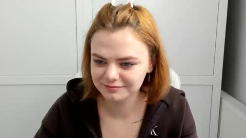 Mia online show from 2, 4, 2026