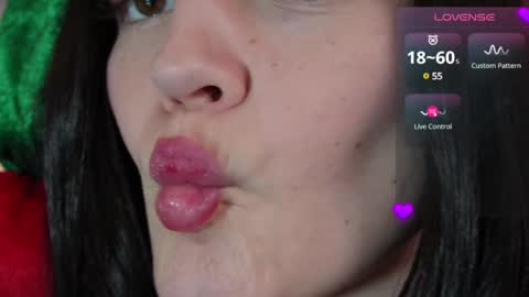Snapshot of bellebabyboo chatting on 22, 12, 2024 BELLE online show from 22, 12, 2024