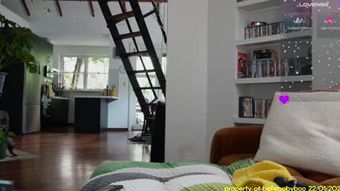 Snapshot of bellebabyboo chatting on 22, 1, 2025 BELLE online show from 22, 1, 2025