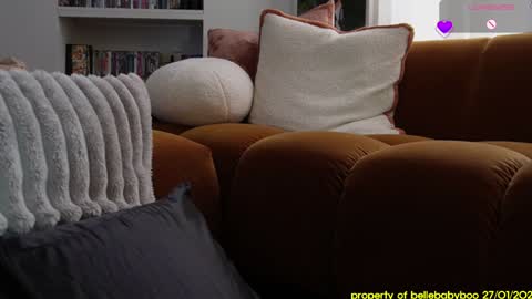 Snapshot of bellebabyboo chatting on 27, 1, 2025 BELLE online show from 27, 1, 2025