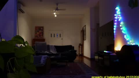 Snapshot of bellebabyboo chatting on 29, 1, 2025 BELLE online show from 29, 1, 2025
