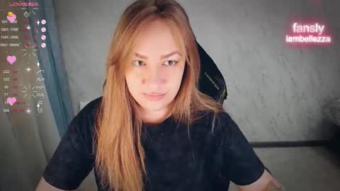 Snapshot of bellezza_ chatting on 3, 12, 2025 Your Annabelle Wolf online show from 3, 12, 2025