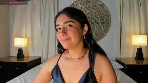 Snapshot of bellinda_21 chatting on 4, 3, 2025 Belinda online show from 4, 3, 2025