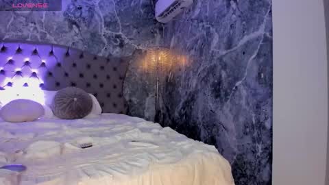 Snapshot of bellinda_21 chatting on 11, 9, 2025 Belinda online show from 11, 9, 2025