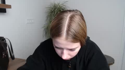 Snapshot of bellochka_ chatting on 5, 12, 2025 bellochka_ online show from 5, 12, 2025