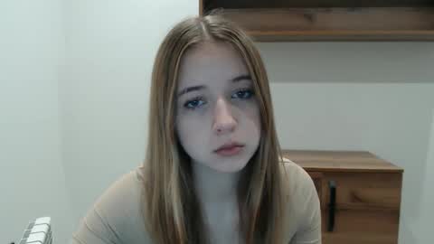 Snapshot of bellochka_ chatting on 16, 12, 2025 bellochka_ online show from 16, 12, 2025