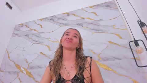 Snapshot of bellota_flak chatting on 1, 2, 2025 Bellota Flak online show from 1, 2, 2025