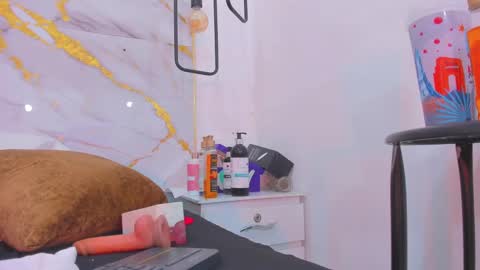 Snapshot of bellota_flak chatting on 28, 2, 2025 Bellota Flak online show from 28, 2, 2025