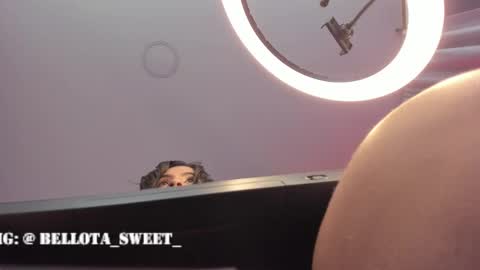 Snapshot of bellota_sweet chatting on 23, 12, 2024  Bella  online show from 23, 12, 2024