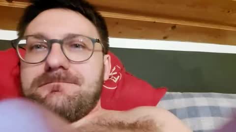 Snapshot of ben00189 chatting on 14, 1, 2025 ben00189 online show from 14, 1, 2025