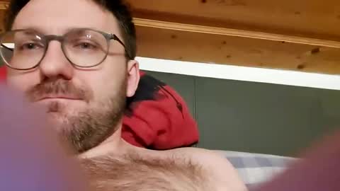 Snapshot of ben00189 chatting on 15, 1, 2025 ben00189 online show from 15, 1, 2025