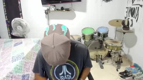 Snapshot of ben_falcon chatting on 18, 10, 2025 Ben online show from 18, 10, 2025