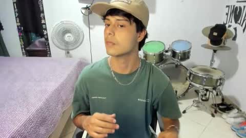 Snapshot of ben_falcon chatting on 6, 3, 2026 Ben online show from 6, 3, 2026