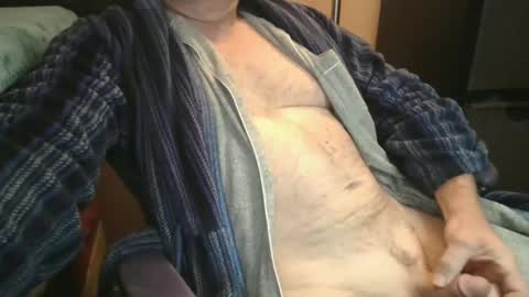 Snapshot of bendrinkin chatting on 4, 11, 2025 bendrinkin online show from 4, 11, 2025