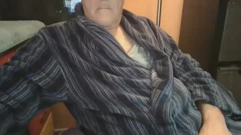 Snapshot of bendrinkin chatting on 16, 11, 2025 bendrinkin online show from 16, 11, 2025