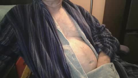 Snapshot of bendrinkin chatting on 18, 11, 2025 bendrinkin online show from 18, 11, 2025