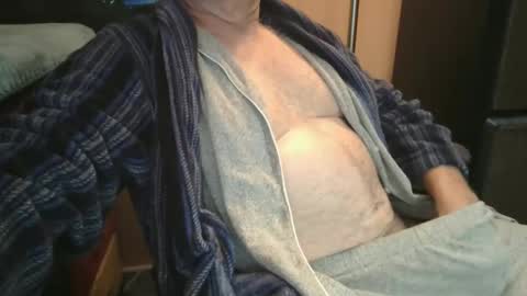 Snapshot of bendrinkin chatting on 25, 11, 2025 bendrinkin online show from 25, 11, 2025