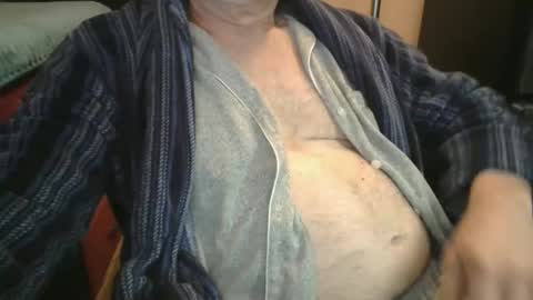 Snapshot of bendrinkin chatting on 3, 12, 2025 bendrinkin online show from 3, 12, 2025