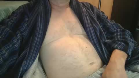 Snapshot of bendrinkin chatting on 5, 12, 2025 bendrinkin online show from 5, 12, 2025