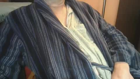 Snapshot of bendrinkin chatting on 14, 12, 2025 bendrinkin online show from 14, 12, 2025