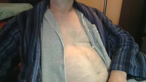 Snapshot of bendrinkin chatting on 20, 12, 2025 bendrinkin online show from 20, 12, 2025