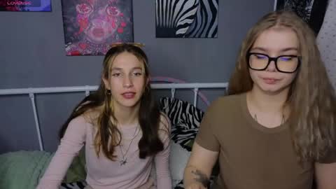 KENDALL  NATHAN online show from 31, 5, 2026