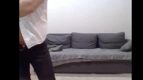 Snapshot of beniamain chatting on 15, 2, 2025 Alan online show from 15, 2, 2025