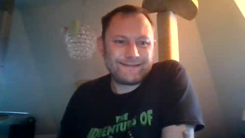 Snapshot of benizio_ chatting on 3, 1, 2025 benizio online show from 3, 1, 2025