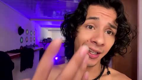 benjamin_fiore online show from 27, 1, 2025