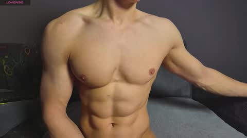 benjaminkarl02 online show from 23, 11, 2025