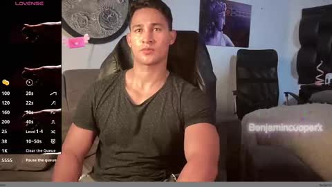 Snapshot of benjamincooperk1 chatting on 16, 10, 2025 benjamincooperk online show from 16, 10, 2025