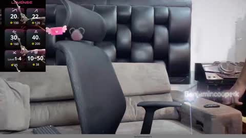 Snapshot of benjamincooperk1 chatting on 9, 11, 2025 benjamincooperk online show from 9, 11, 2025