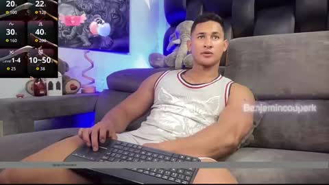 Snapshot of benjamincooperk1 chatting on 20, 11, 2025 benjamincooperk online show from 20, 11, 2025