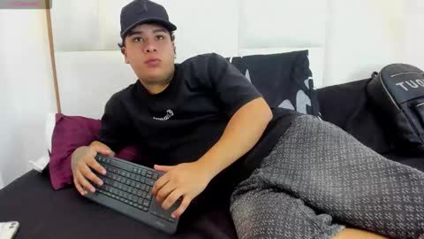 bennett_alejoo online show from 16, 9, 2025