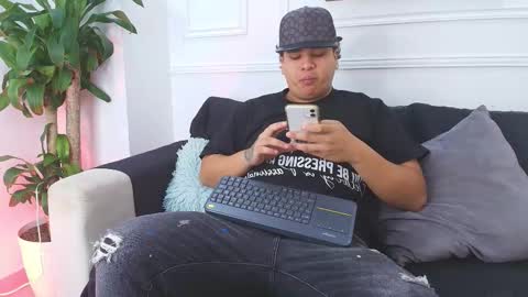 bennett_alejoo online show from 15, 10, 2025