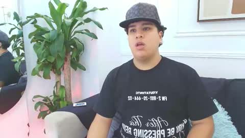 bennett_alejoo online show from 20, 10, 2025