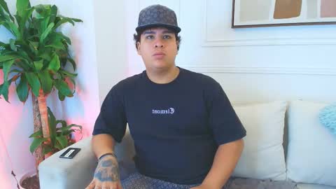 bennett_alejoo online show from 4, 11, 2025