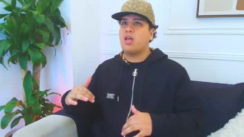 bennett_alejoo online show from 12, 1, 2026