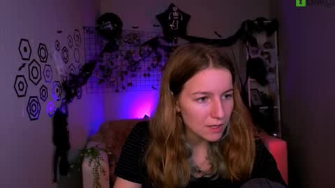 Snapshot of benny_duglas chatting on 24, 10, 2025 Benny online show from 24, 10, 2025