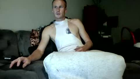 Snapshot of bennyc04041987 chatting on 20, 9, 2025 BennyC online show from 20, 9, 2025