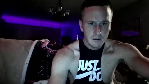 Snapshot of bennyc04041987 chatting on 21, 9, 2025 BennyC online show from 21, 9, 2025