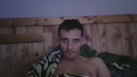 Snapshot of bennymn chatting on 3, 1, 2025 benny and innocentvixon online show from 3, 1, 2025