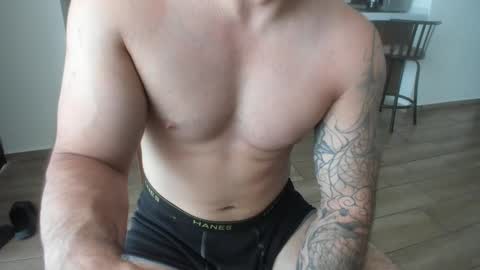 Snapshot of benthebodybuilder chatting on 7, 1, 2025 Ben Braxton online show from 7, 1, 2025