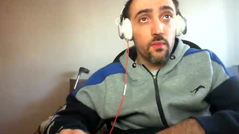Snapshot of bentish chatting on 3, 12, 2024 bentish online show from 3, 12, 2024