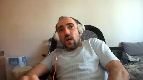 Snapshot of bentish chatting on 5, 12, 2024 bentish online show from 5, 12, 2024