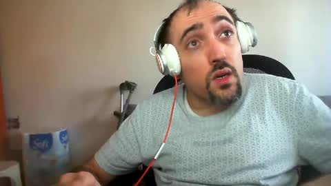 Snapshot of bentish chatting on 6, 12, 2024 bentish online show from 6, 12, 2024